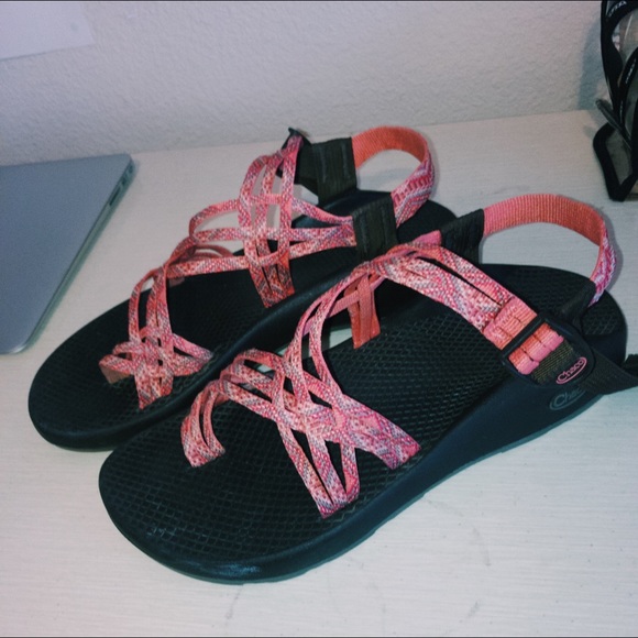 pink chacos